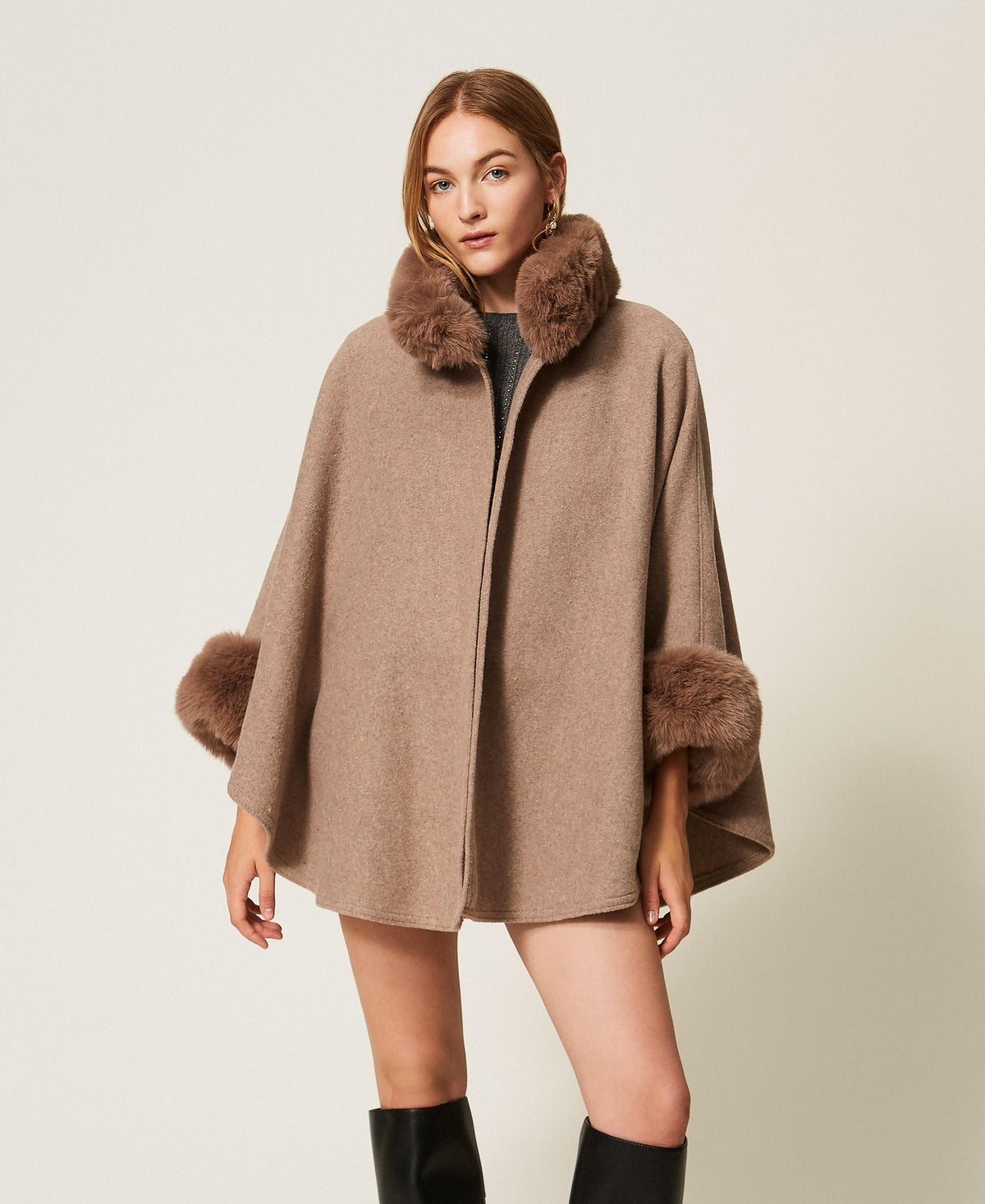 TWINSET Poncho in panno con faux fur 262TO5730 Mastice