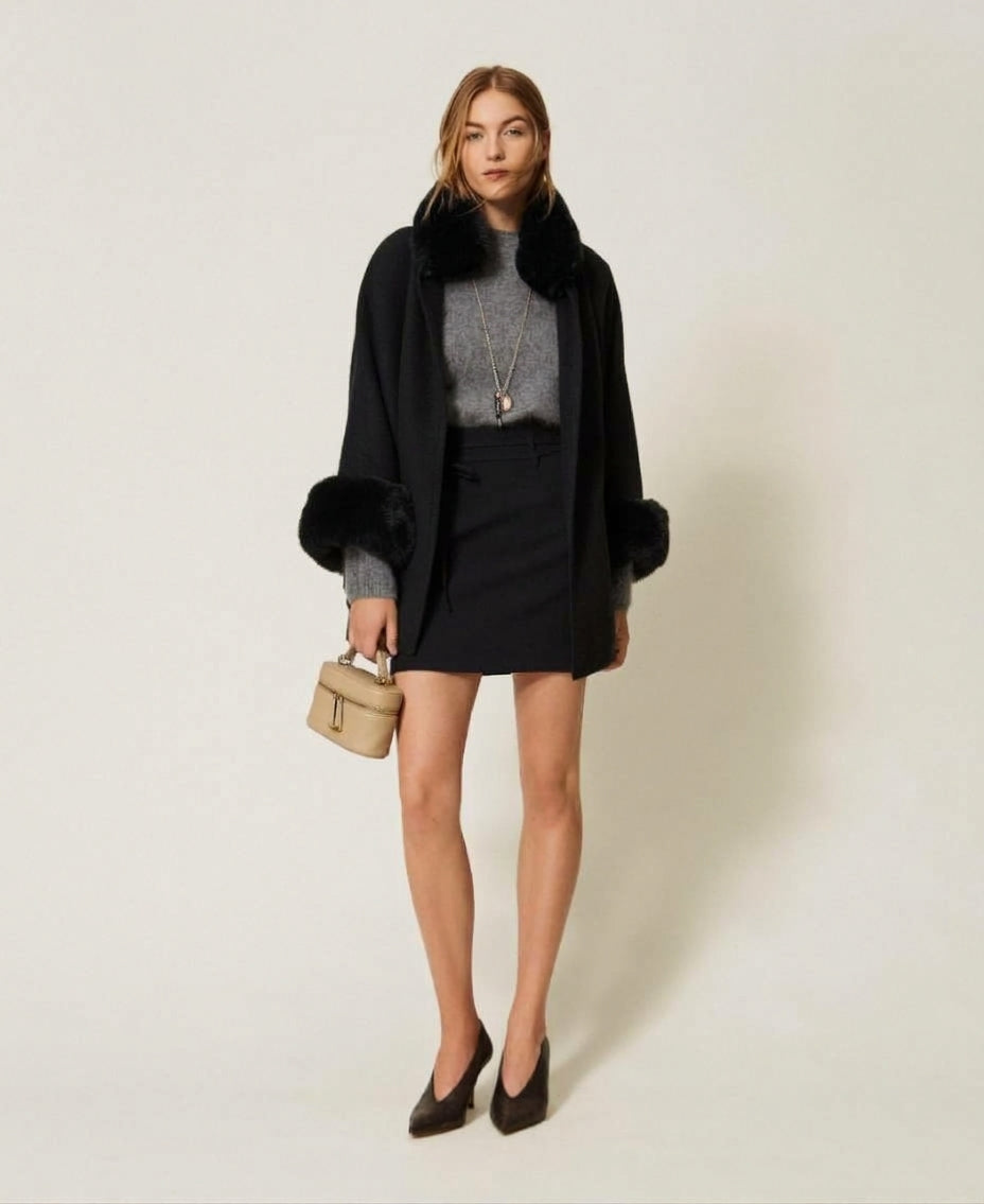 TWINSET Poncho in panno con faux fur 262TO5730 Nero