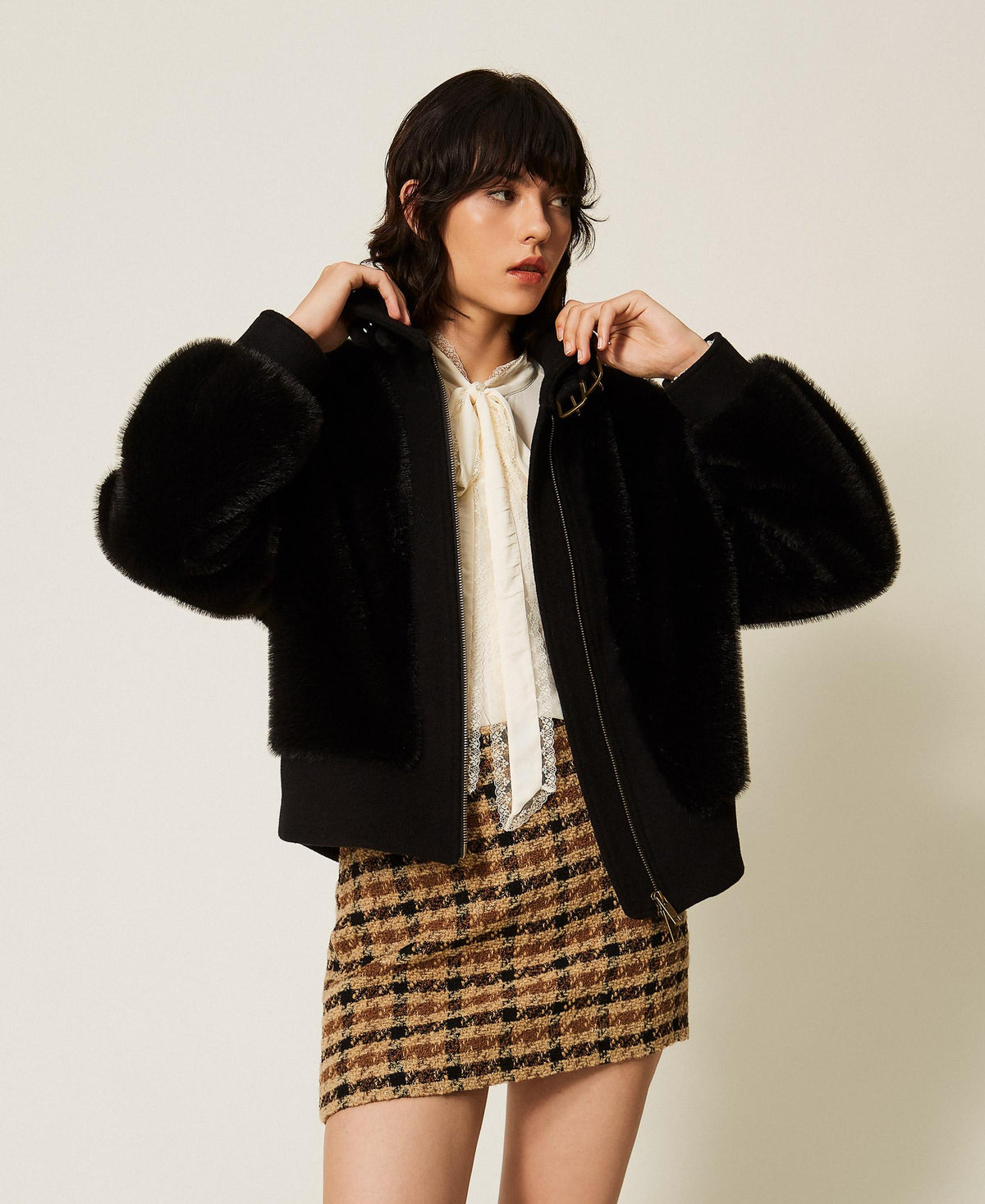TWINSET Bomber in faux fur e panno 262TT2180 Nero