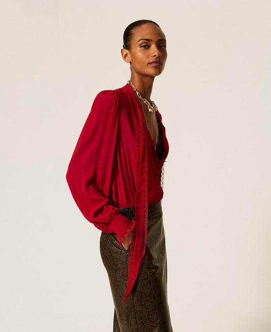TWINSET Camicia in crêpe de Chine con fiocco 262TT2324 Bloody Mary