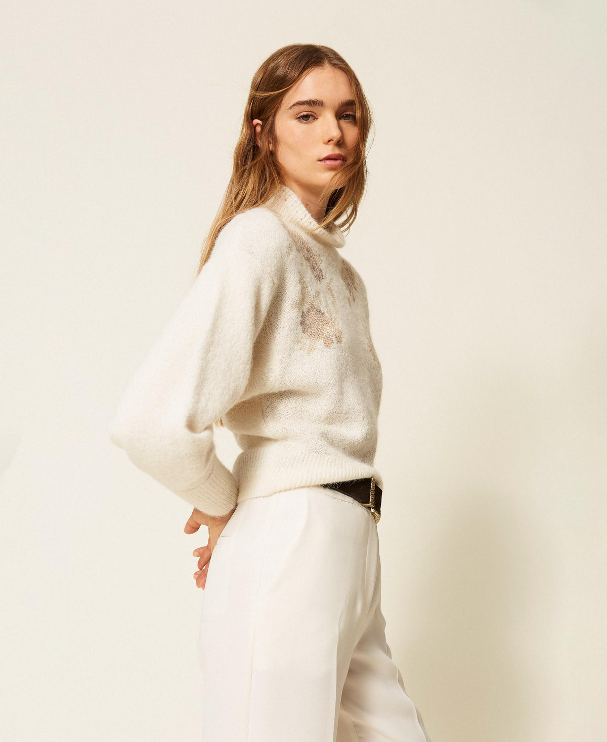 TWINSET Maglia in misto alpaca jacquard 262TT3341 Jacquard Roses Madreperla