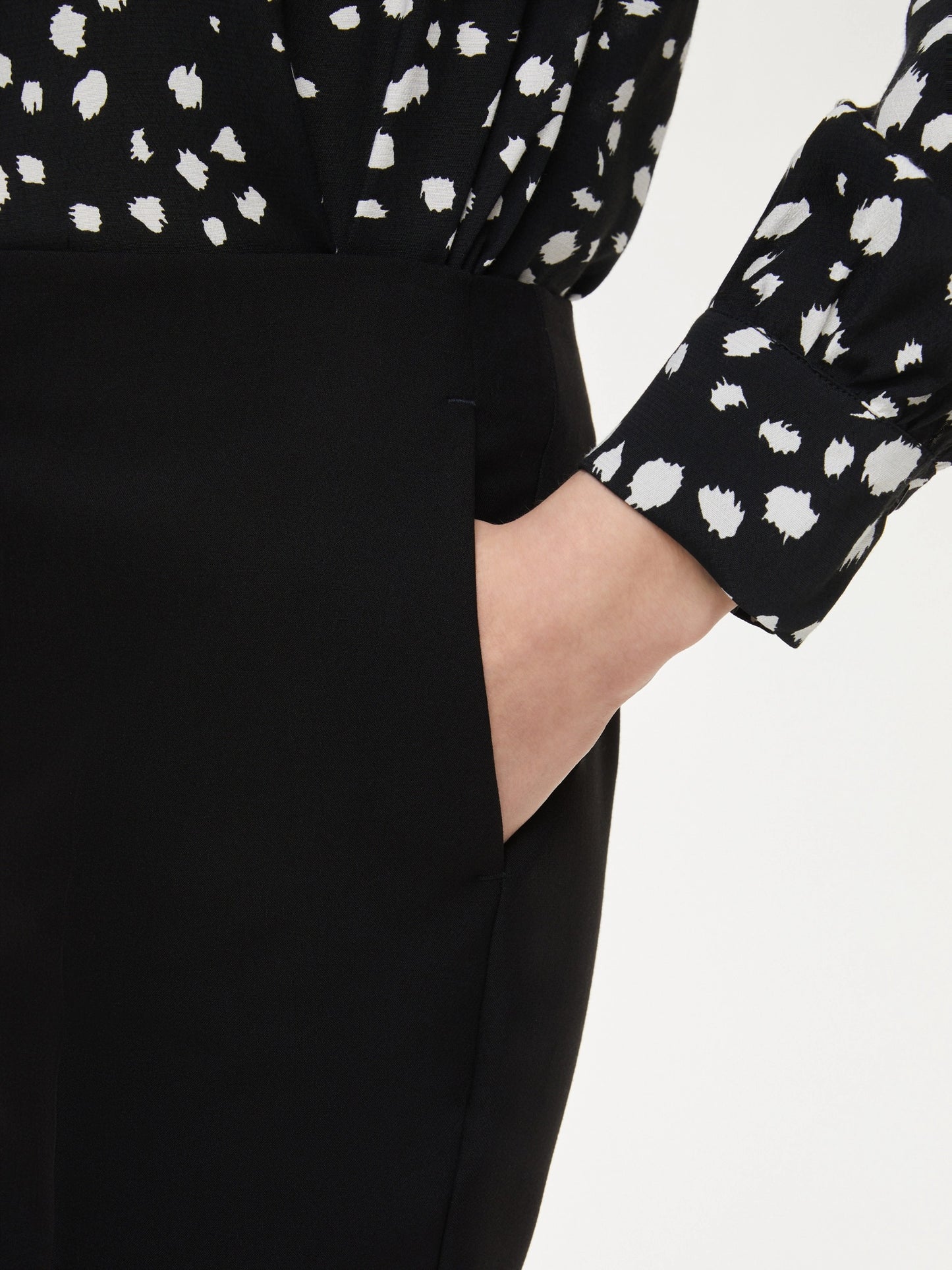 I BLUES Pantaloni Donna IGUANA Nero