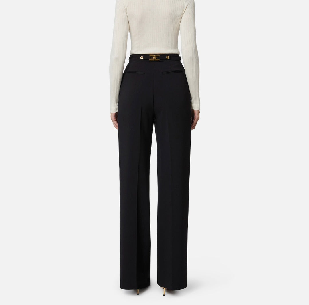 ELISABETTA FRANCHI Pantaloni in crepe con accessorio gioiello
PA09956E2 Nero