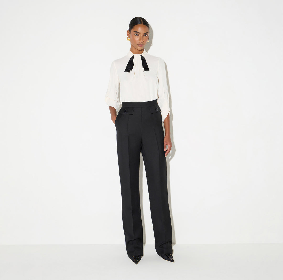 ELISABETTA FRANCHI Camicia Blusa in georgette con cravattino CA17866E2 Burro-Nero
