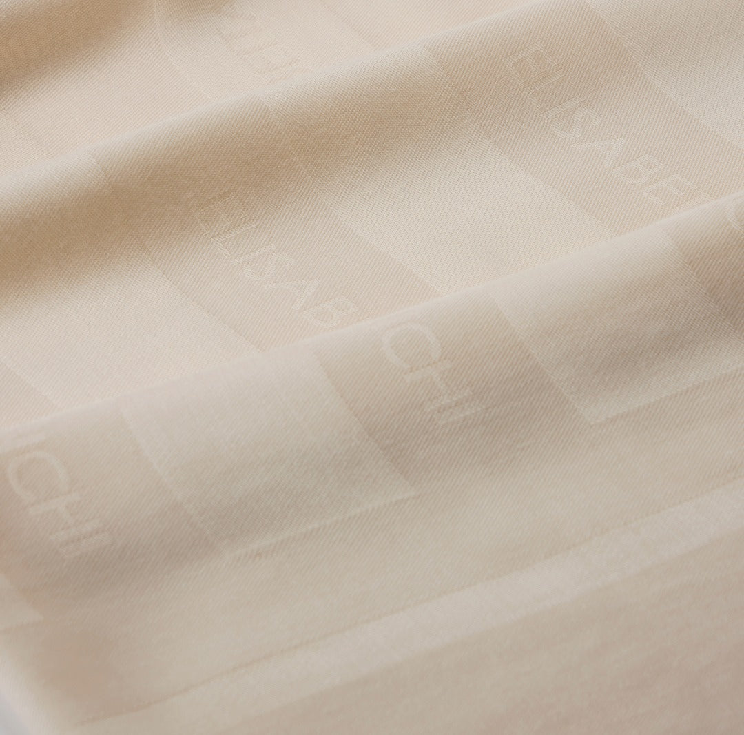 ELISABETTA FRANCHI Foulard in viscosa e modal con righe jacquard SC14F61E2 Burro
