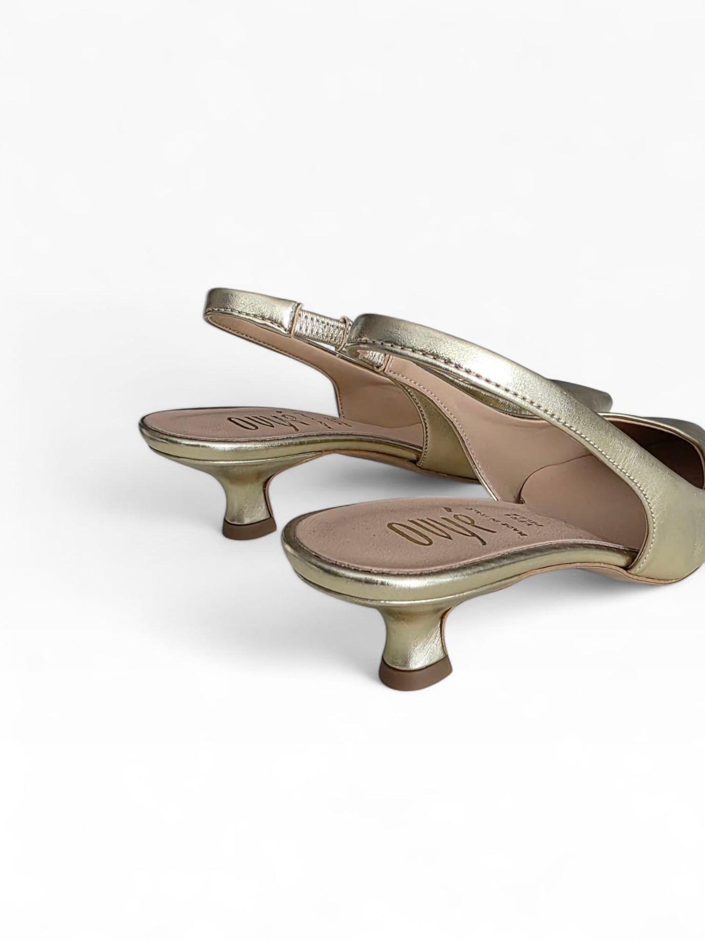 OVYE' Slingback LF894M116 Charm Platinum