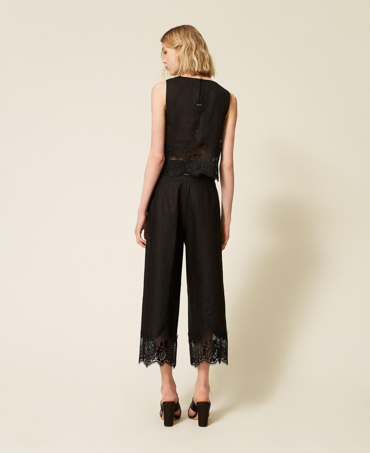 TWINSET Pantaloni cropped con pizzo 261TT2184 Nero