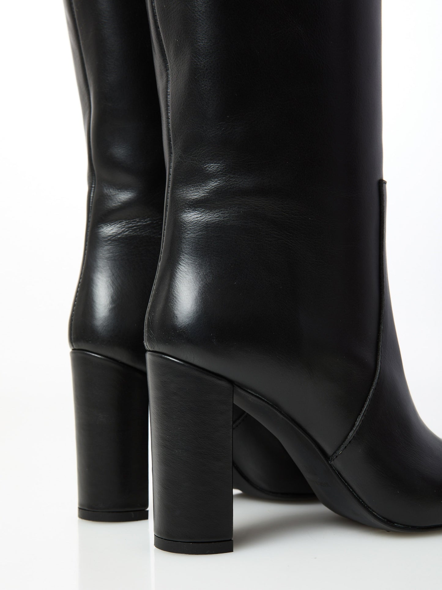 OVYE' Stivale alto AT2279VIT Nero