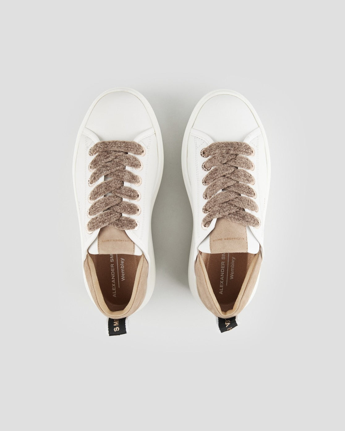 ALEXANDER SMITH Sneakers WEMBLEY DONNA ASBCWHW0523WCM White Camel
